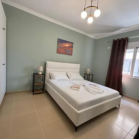 شقة Grace Beachfront *