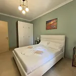 Grace Beachfront Appartement *