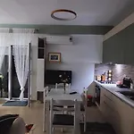 Grace Beachfront Appartement Vlorë
