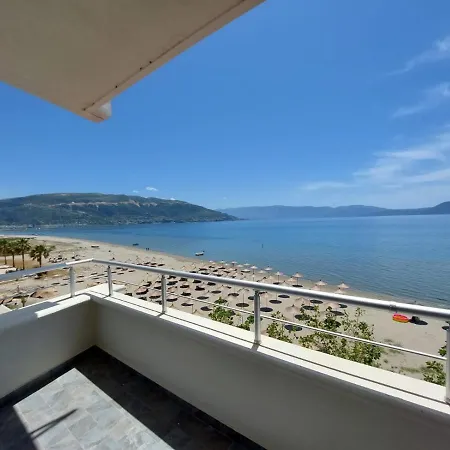 Grace アパート Vlorë