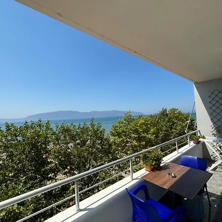 Grace Beachfront *